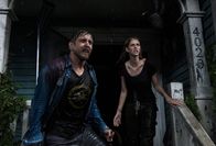 Crawl – L-R: Dave (Barry Pepper) und Haley (Kaya Scodelario)