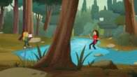 Power Sisters – Marine filmt Wendys Fortschritte mit dem Tablet.