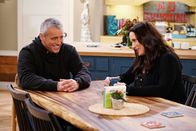 Man with a Plan – Adam Burns (Matt LeBlanc, l.); Andi Burns (Liza Snyder, r.)