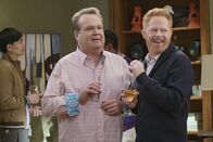 Modern Family – L-R: Cameron Tucker (Eric Stonestreet), Mitchell Pritchett (Jesse Tyler Ferguson).