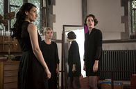 Fleabag – v.l.n.r.: Claire (Sian Clifford), Boo (Jenny Rainsford) und Fleabag (Phoebe Waller-Bridge)