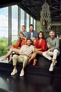 SAT.1-Frühstücksfernsehen am Samstag – (v.l.n.r.) Alina Merkau; Karen Heinrichs; Matthias Killing; Christian Wackert; Marlene Lufen; Daniel Boschmann
