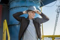 Navy CIS: New Orleans – Während Sebastian sich beim NCIS Special Agent Training verausgabt, ermittelt Pride (Scott Bakula) im Mordfall von Nilson, dessen lebloser Körper kurz zuvor aus dem Wasser gefischt wurde ...