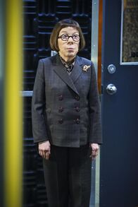 Navy CIS: L.A. – Hat einen neuen Auftrag für ihr Team: Hetty (Linda Hunt) ...