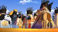 Yakari – Die Indianerkinder (v.l.) Regenbogen, Kleiner Dachs, Yakari und Pony Kleiner Donner bewundern den „Heyoka“-Indianer, der alles anders herum macht.