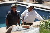 Der Pool-Profi – Anthony Archer and David discuss plans for the pool.
