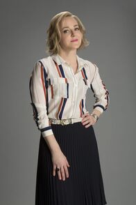 Bull – (1. Staffel) - Bulls wichtigstes Ass im Ärmel: Psychologin Marissa Morgan (Geneva Carr) ist spezialisiert auf das Gebiet der Neurolinguistik und damit absolut unverzichtbar für ihn - außerdem ist sie staatlich anerkannte Sextherapeutin ...