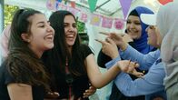 Tell Them About Us – Birthday Party mit Semav, Zaraah, Wessam, Mariana, Reem (v.l.n.r.)
