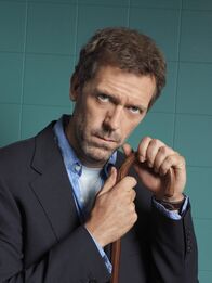 Dr. House – Dr. Greg House (Hugh Laurie), Spezialist für Infektionskrankheiten.