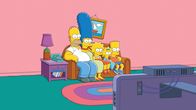 Die Simpsons – L-R: Homer, Marge, Lisa, Maggie, Bart