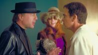 Banditen! – hr-fernsehen BANDITEN!, "(Bandits), Spielfilm, USA 2021, Regie: Barry Levinson" Uhr. Das Gangstertrio - Der draufgängerische Joe (Bruce Willis, li.), sein hochintelligenter, aber hypochondrischer Kumpel Terry (Billy Bob Thornton, re.) und die faszinierende Kate (Cate Blanchett, Mitte).