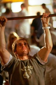 Geboren am 4. Juli – Ron Kovics (Tom Cruise) körperlicher Zustand konnte trotz großer Bemühungen in der Rehabilitation nicht verbessert werden ...