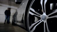 Achtung Autofalle! Leichtes Spiel für Abzocker – Ein Familienvater kann sein neues Auto nicht nutzen. Was er beim Kauf nicht wusste: Die Fahrzeugpapiere sind gefälscht. Jetzt steht der Wagen in seiner Garage.