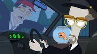 American Dad! – Klaus (Mitte); Roger (r.)