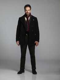 Elementary – (2. Staffel) - Auf seine ganz eigenwillige Weise, löst Sherlock Holmes (Jonny Lee Miller) neue Kriminalfälle ...