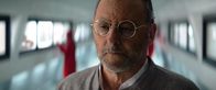 Die letzte Reise der Menschheit – Henri (Jean Reno) leitet die Raumfahrtbehörde, in der seine Söhne Paul und Eliott zu Astronauten ausgebildet wurden. Die beiden gelten als die Einzigen, die die Erde retten können.