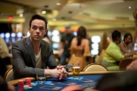 Hostel III – Eigentlich sollte die Nacht in Las Vegas für Travis (Chris Coy, l.) und seine Freund der schärfste Abend vor der Ehe werden ...
