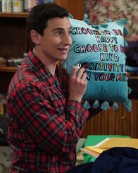 The Goldbergs – Geoff Schwartz (Sam Lerner)