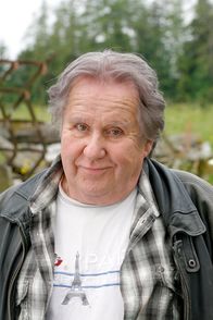 Die Rosenheim-Cops – Axel Scholtz (Edmund Gruber).