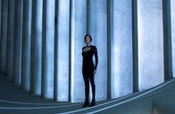 Aeon Flux – Als ihre Familie brutal ermordet wird, schwört Aeon Flux (Charlize Theron) Rache. Sie wird die Eliteagentin der Rebellion und die tödlichste Waffe der Regimefeinde. Da erhält sie den Auftrag, auf den sie ihr ganzes Leben gewartet hat - die Ermordung des Diktators!