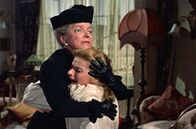 Anastasia – Die Zarenmutter Maria Fedorovna (Helen Hayes) glaubt, ihre Enkeltochter Anastasia (Ingrid Bergman) endlich gefunden zu haben.