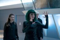 The Gifted – L-R: Twist (Anjelica Bette Felliniin), Lorna Dane (Emma Dumont) and Andy Strucker (Percy Hynes White).