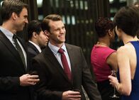 Chicago Fire – Chicago Fire Fallstricke - Bad for the Soul Staffel 4, Episode 15 Fein rausgeputzt als Stadtrats-Kandidat: Jesse Spencer als Matthew Casey