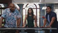 Hawaii Five-0 – (v.l.n.r.) Lou Grover (Chi McBride); Tani Rey (Meaghan Rath); Junior Reigns (Beulah Koale)