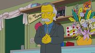 Die Simpsons – Nicht nur der Standesbeamte ist gerührt, als Kumiko und der Comicverkäufer vor den Traualtar treten. Als er die klassische Frage stellt, ob jemand noch etwas zu sagen hat, hält der Comicverkäufer eine Ansprache, die ihm niemand zugetraut hätte ...