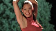 Tele-Gym – Mit den Dance Workouts wird der gesamte Körper von Kopf bis Fuß trainiert. Die acht Folgen haben unterschiedliche Schwierigkeitsstufen und verschiedene tänzerische Stilrichtungen: von der klassischen Dance-Aerobic über sexy Latino bis hin zu erdigen Afro-Kombinationen und hippen Funk-Moves.