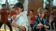 Ultra Force 2 – Vorne, v.li.: Inspector Ng (Michelle Yeoh), Inspector Carrie Morris (Cynthia Rothrock)