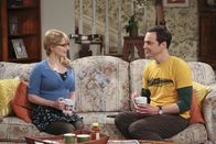 The Big Bang Theory – Melissa Rauch als Bernadette Rostenkowski-Wolowitz and Jim Parson als Sheldon Cooper.