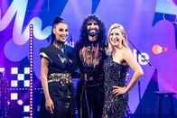 Music Impossible - Mein Song. Dein Sound. – Senna Gammour (l.) und Stefanie Hertel (r.) mit Conchita Wurst (M.)