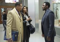 Empire – Weil Lucious (Terrence Howard, l.) und Cookie (Taraji P. Henson, M.) um ihre Sicherheit fürchten, bitten sie Malcom (Derek Luke, r.) um seine Hilfe. Was Lucious nicht weiß: Der Sicherheitsmann schläft mit seiner Ex-Frau ...