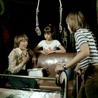 Spuk unterm Riesenrad – Dima Gratschow als Umbo, Katrin Raukopf als Keks und Hennig Lehmbäcker als Tammi.