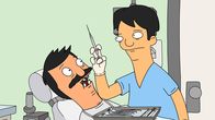 Bob's Burgers – Probleme stehen ins Haus: Lindas Schwester Gayle holt Bob (l.) von Dr. Yap (r.), dem Zahnarzt, ab. Unter Medikamenteneinfluss hält Bob Gayle für Linda und küsst sie ...