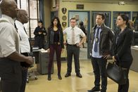 Brooklyn Nine-Nine – Terry Crews (Terry Jeffords), Andre Braugher (Ray Holt), Stephanie Beatriz (Rosa Diaz), Joe Lo Truglio (Charles Boyle), Andy Samberg (Jake Peralta), Melissa Fumero (Amy Santiago).