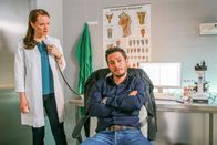 Die Rosenheim-Cops – L-R: Sandra Mai (Sina Wilke) and Sebastian Kratzer (Michael Baral)
