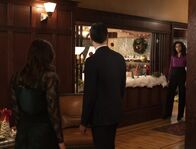 Charmed – (v.l.n.r.) Mel Vera (Melonie Diaz); Harry Greenwood (Rupert Evans); Macy Vaughn (Madeleine Mantock)