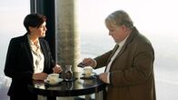 A Most Wanted Man – Auf derselben Seite? Martha Sullivan (Robin Wright) und Günther Bachmann (Philip Seymour Hoffman). Lizenzzeit: 01.01.2021 – 30.06.2022.