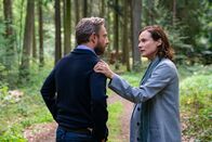 Die Agentin – Rachel (Diane Kruger) wendet sich vertrauensvoll an ihren Mossad-Verbindungsmann Thomas Hirsch (Martin Freeman), der sich bisher immer für sie eingesetzt hat.