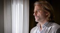 Sturm der Liebe – Michael (Erich Altenkopf) befürchtet, dass sein Ruf ernsthaft geschädigt ist.
