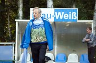 Ollewitz – Stephan (Stephan Grossmann) verfolgt das Spielgeschehen