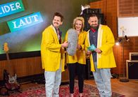 Leider laut – Leslie Clio zu Gast bei Marti Fischer und Bürger Lars Dietrich in der Musik-Comedy "Leider laut"