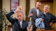Sturm der Liebe – Michael (Erich Altenkopf, l. mit Sven Waasner, M. & Sabine Werner, r.) hat sich neu eingekleidet, um gegen den perfekten Chorleiter anzukommen.