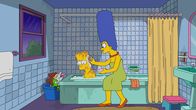 Die Simpsons – Nachdem Rektor Skinner Bart (l.) einen fiesen Streich gespielt hat, sinnt dieser auf Rache. Noch ahnt Marge (r.) nicht, welche weite Kreise das Ganze noch ziehen wird ..