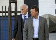 Navy CIS: L.A. – Hollace Kilbride (Gerald McRaney, l.); G. Callen (Chris O'Donnell, r.)