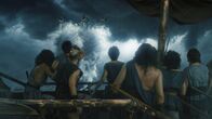 Superhelden – Odysseus und seine Crew begegnen den Ungeheuern Charybdis und Skylla. Für das sagenhafte Ungeheuer Skylla haben Forscher eine Erklärung gefunden: Skylla steht für das regelmäßige Auftreten von Tornados im Golf von Patras.
