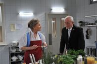 Sturm der Liebe – Hildegard (Antje Hagen, l.); Alfons (Sepp Schauer, r.)
