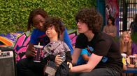 Victorious – L-R: Andre Harris (Leon Thomas III), Rex, Robbie Shapiro (Matt Bennett)